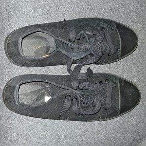 Sneakers low cut, rubber soles canvas uppers size 11R in Black